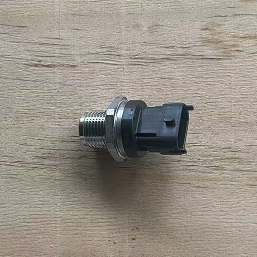 XCMG Rail Pressure Sensor For ZL55GV 612600081585