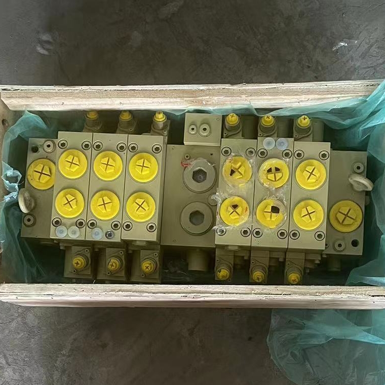 XCMG Hydraulic Control Block For QUY80E 803002248